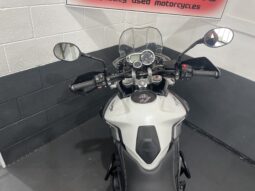 Triumph Tiger 800 full