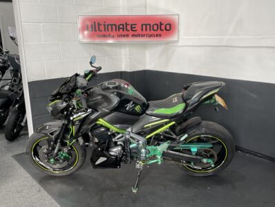 Kawasaki Z900