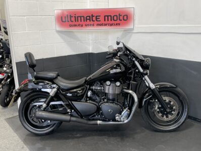 Triumph Thunderbird Storm