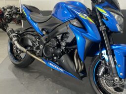 Suzuki GSX-S1000 full