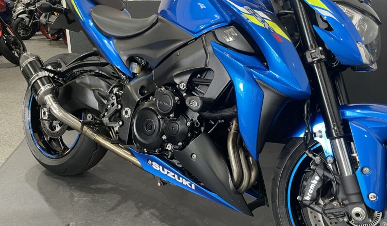 Suzuki GSX-S1000 full