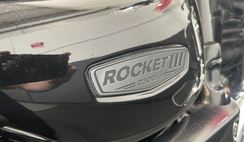 Triumph Rocket III full
