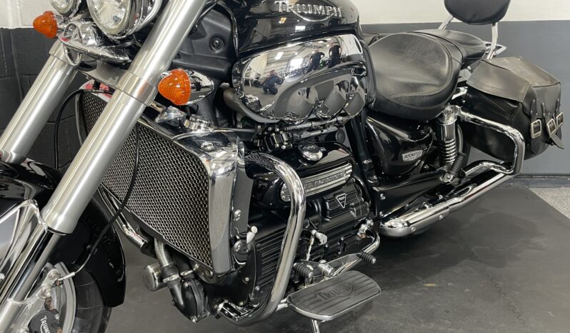 Triumph Rocket III full