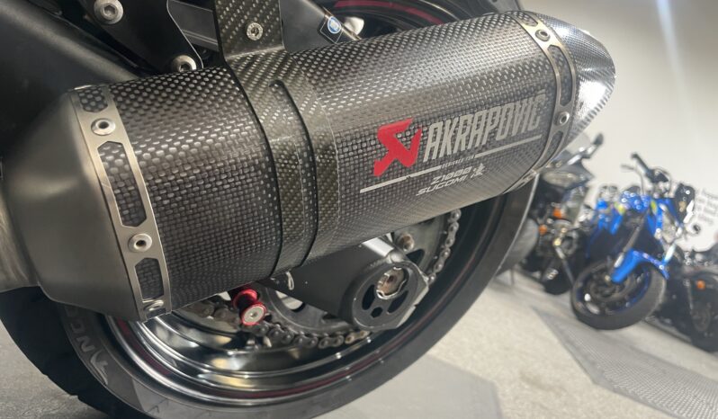 Kawasaki Z1000 full