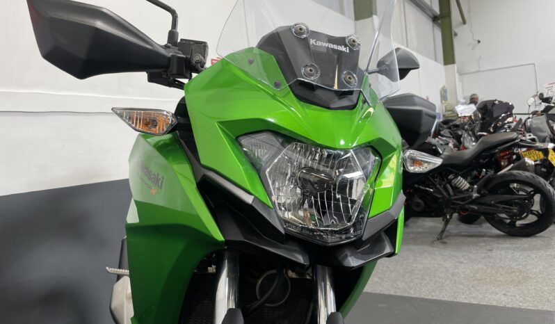 Kawasaki Versys 300 full