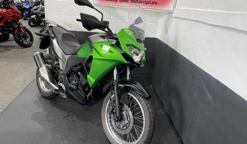 Kawasaki Versys 300 full