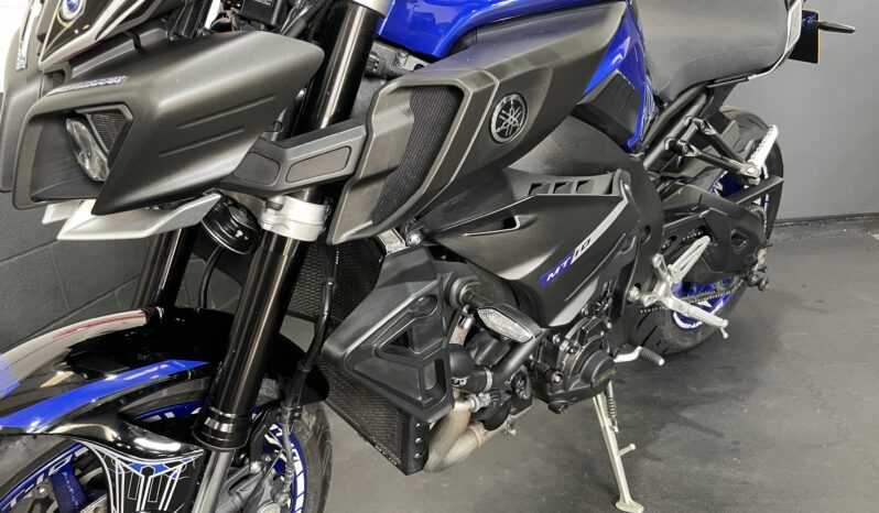Yamaha MT-10 full