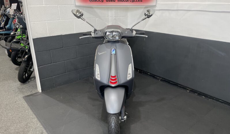 Piaggio Vespa Sprint Sport 125 full