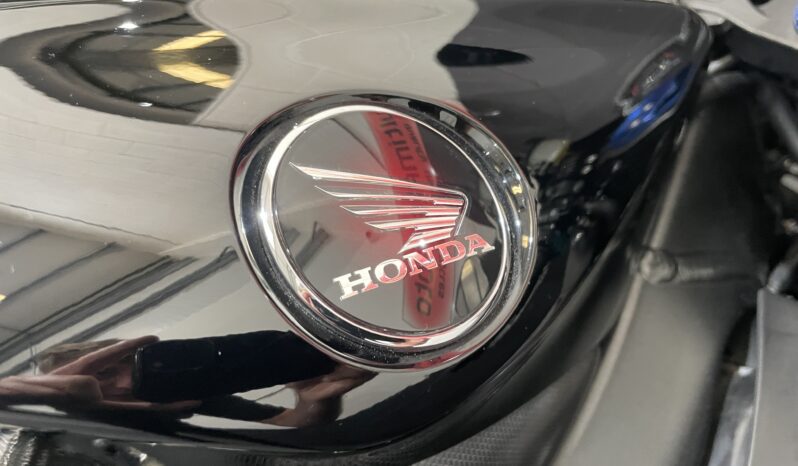 Honda CBR1000RR Fireblade full