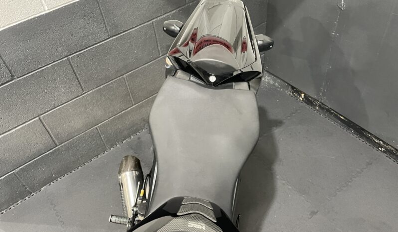 Honda CBR1000RR Fireblade full